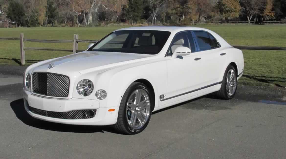 Bentley Mulsanne exterior passenger side view