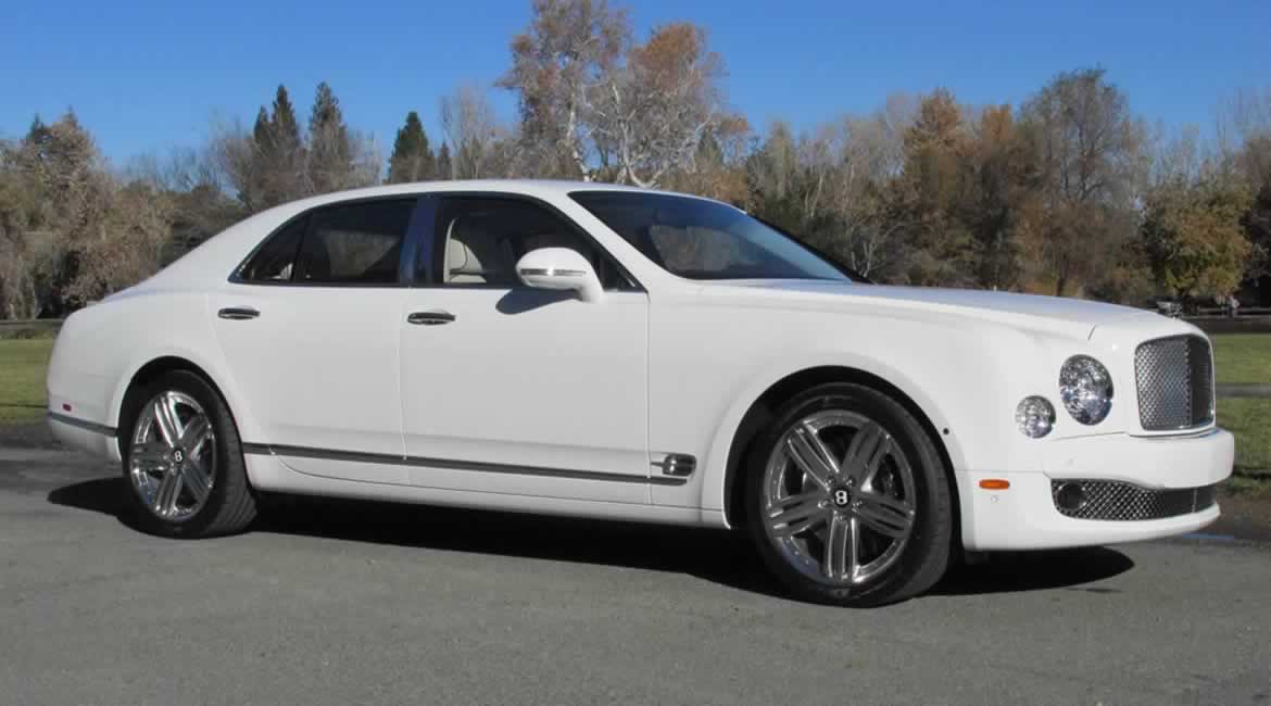 Bentley Mulsanne exterior drivers side view