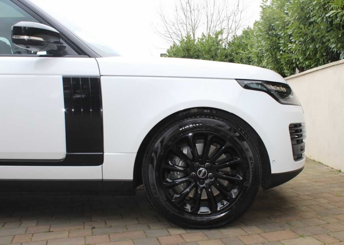 Range Rover Autobiography Urbann white side front