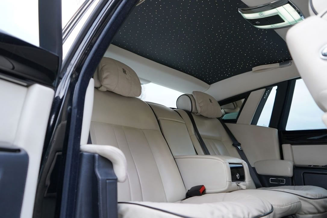 Rolls-Royce Phantom II starlite headliner
