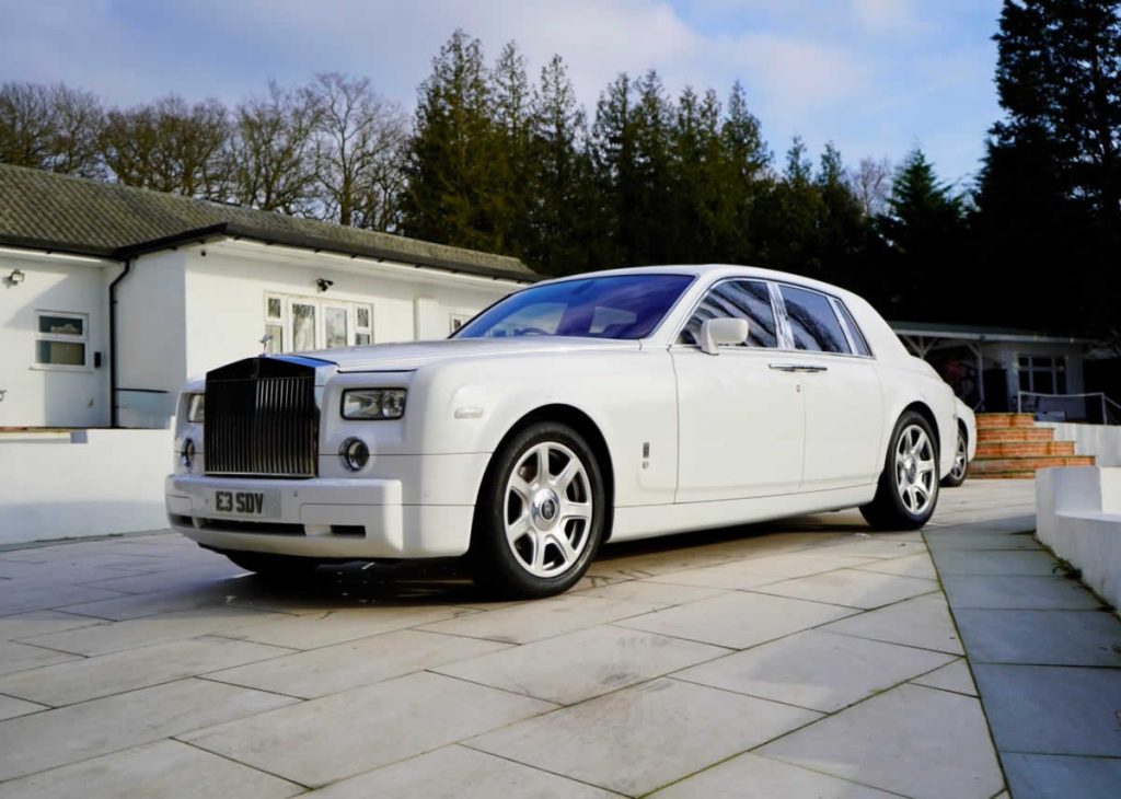 White Rolls-Royce Phantom Series I exterior passenger side view